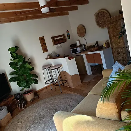 Briciole Di Pietra לינה וארוחת בוקר 3*