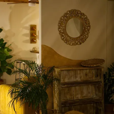 Briciole Di Pietra 3* ドルチェアックア