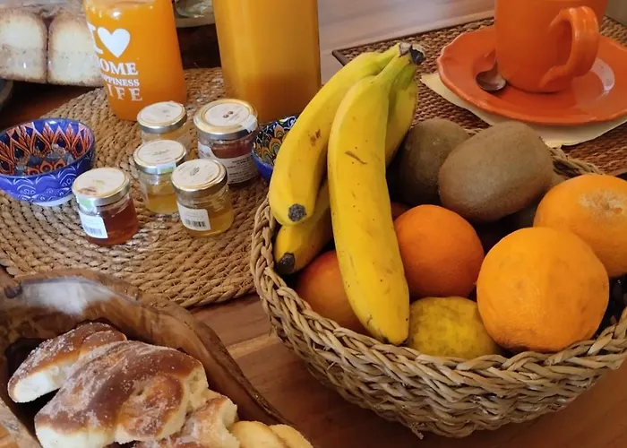 Briciole Di Pietra Bed & Breakfast 3*