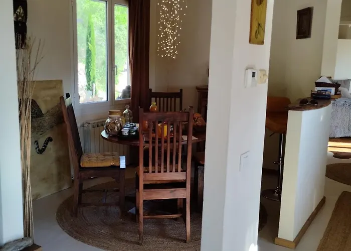 Bed & Breakfast Briciole Di Pietra 3*