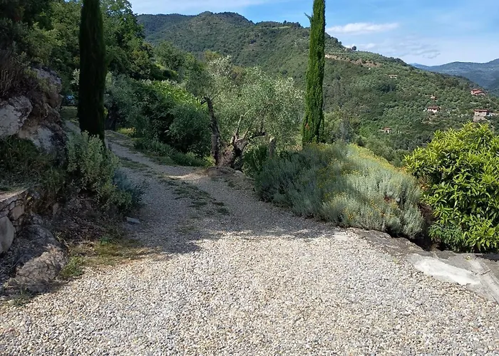 Bed & Breakfast Briciole Di Pietra 3*