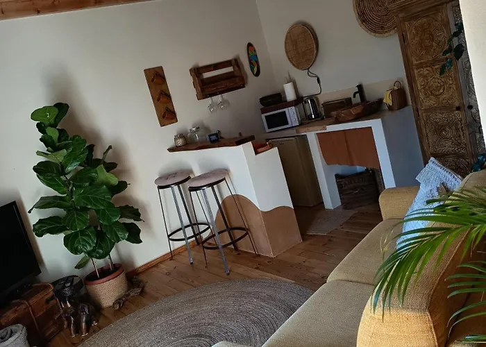 Briciole Di Pietra Bed & Breakfast 3*